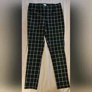Calvin Klein Black & White Cropped Pants